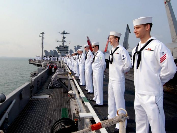 joining-navy-800x600