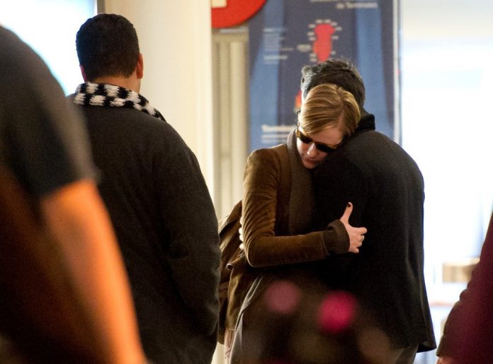 evan-rachel-wood-jamie-pda-lax-hsjjhevnn3dx