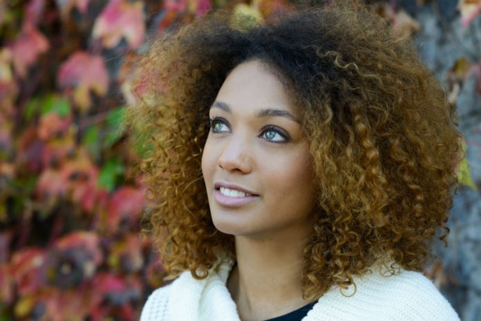 Why-your-natural-hair-edges-are-falling-out-and-how-to-fix-it