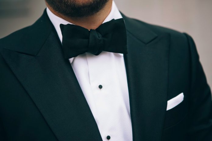 The-Versatile-Gent-Australian-Blogger-Menswear-Fashion-Black-Tie-Arnold-Grosgrain-Bow-Tie-Le-Noeud-Papillon-Sydney-Australia-London-New-York-Roma-Milano-Paris