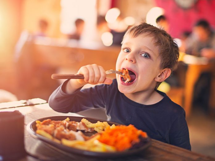 kids_eat_free