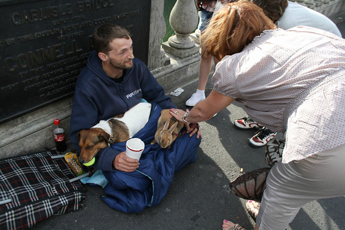 homeless-dogs-unconditional-love-best-friend-37__700