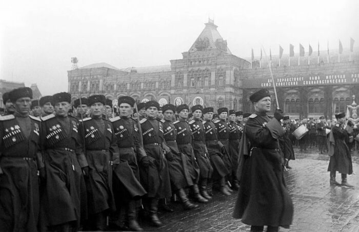 Несмотря ни на что, казаки-пластуны принимали активное участие во Второй мировой войне и стали частью победы / Фото: ustlabinfo.ru